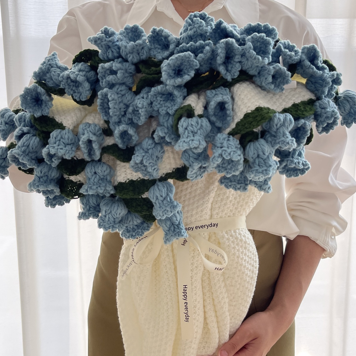 Elziq Bouquet Blanket