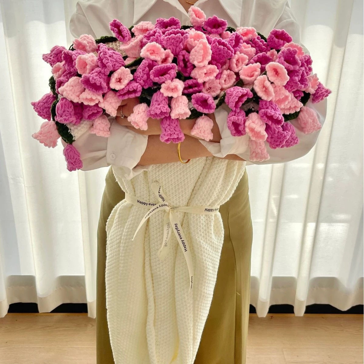 Elziq Garden Bouquet Blanket