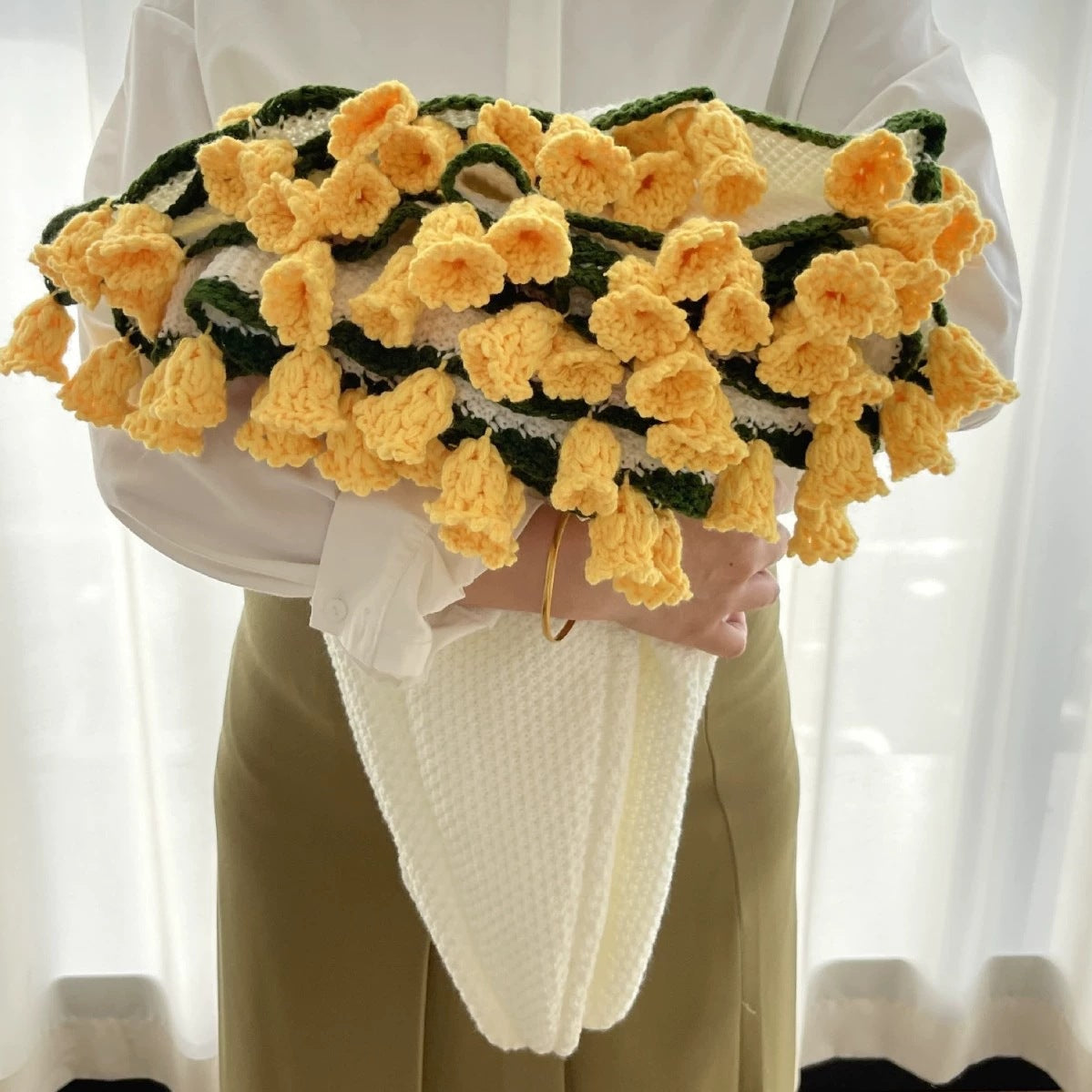 Elziq Bouquet Blanket